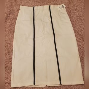 Off white pencil skirt with black strips